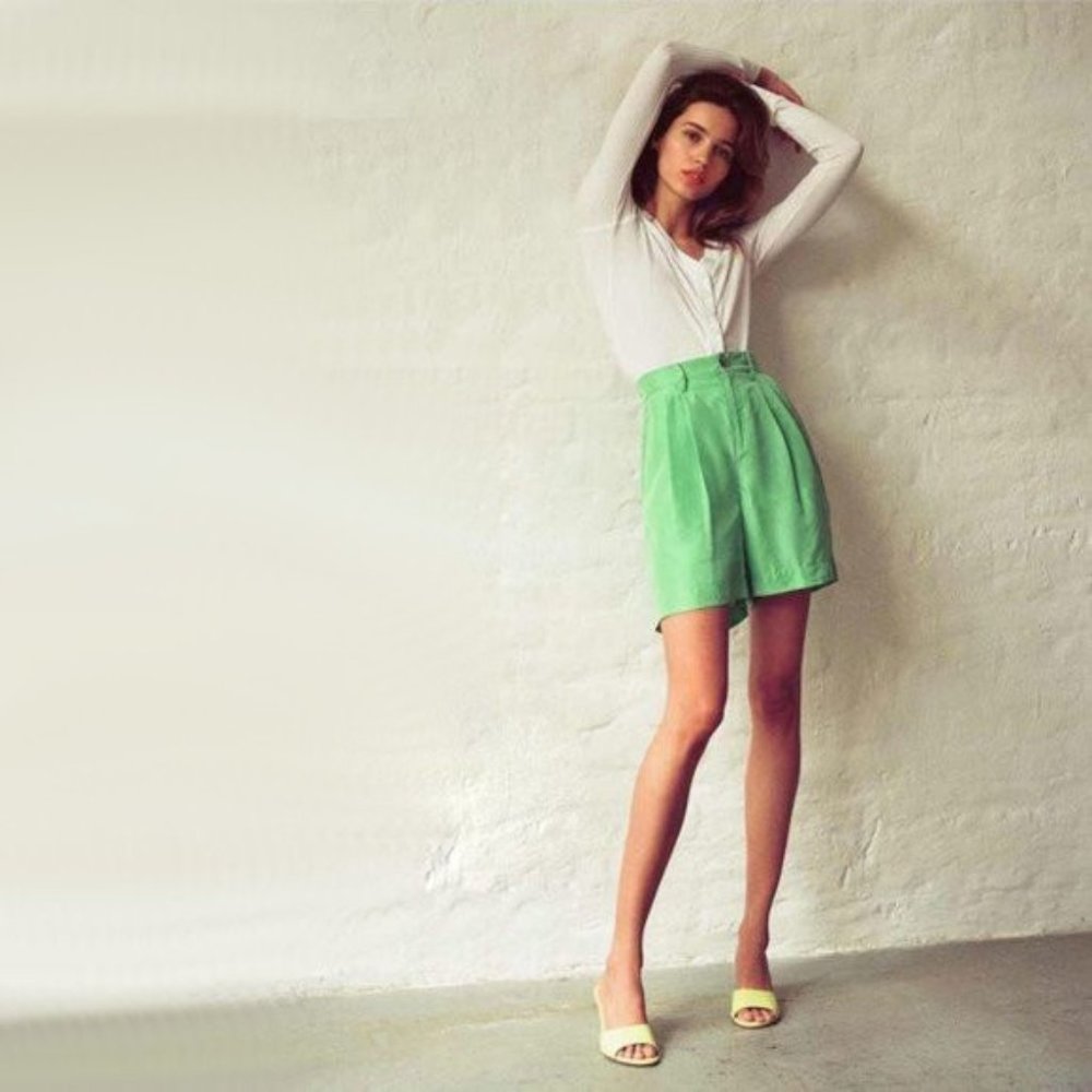 NWT Vince peppermint green drapey silk habotai shorts, 8